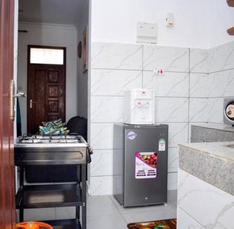 Bamburi Apartment | House of vee-cozy 2 bedroom at caseys apartment