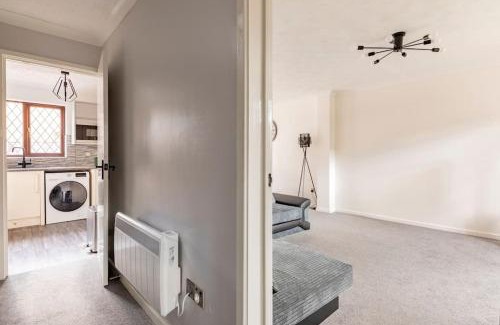 Lakenheath Apartment | House on cul de sac