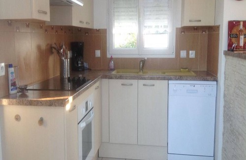 La Bree-les-Bains House | House on enclosed grounds, heated swimming pool according to outside temperature, WIFI