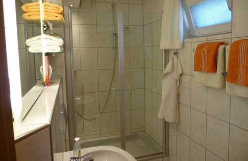 Herbolzheim Apartment | House on Kaiserberg ***, nice apartment to Europapark Rust 12km - Very nice apartment for