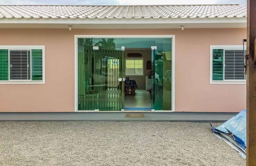 Palhoca House | House On Praia Da Pinheira with great location close to the beach