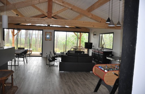 Saint-Girons Plage House | House on stilts, in the forest 4 km from the beach
