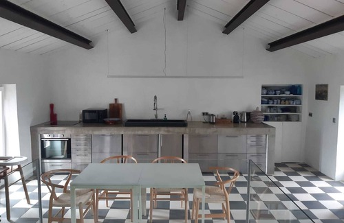 Noirmoutier-en-l'Ile House | House on the port of Noirmoutier en l'ile