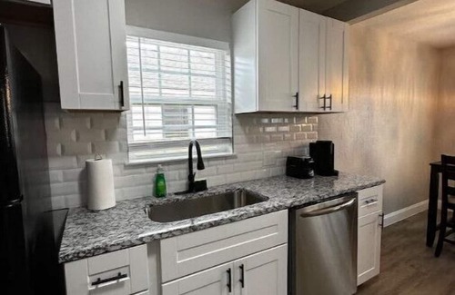 Lawton House | House on Taft