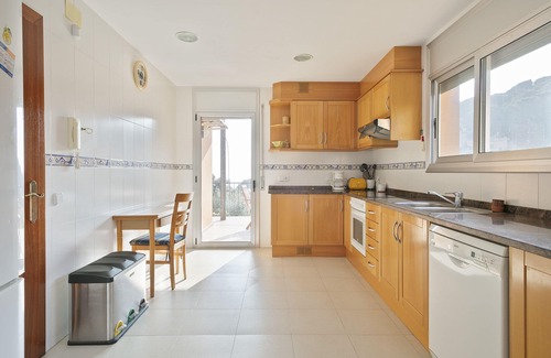 Sant Pol De Mar House | House on the beach with pool, for 9 people.