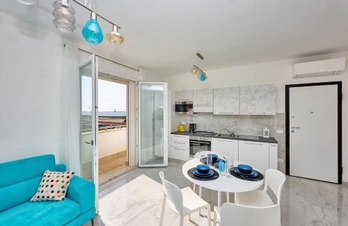 Fiumicino Apartment | House on the Beach near seafood and wine restaurant