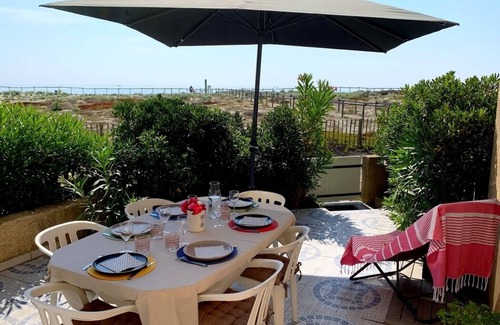 Le Barcares House | HOUSE ON THE BEACH VIS-A-VIS MER + SWIMMING POOL IN RESIDENCE…
