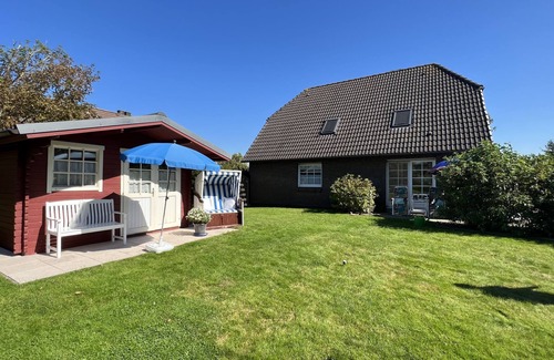 Friedrichskoog-Spitze Apartment | House on the dike - apartment in the house on the dike