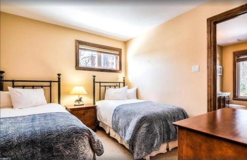Mont-Tremblant House | House On The Golf La Bte -10min To Tremblant 150