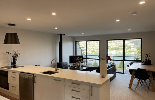 Queenstown Apartment | House on the Hill in Queenstown
