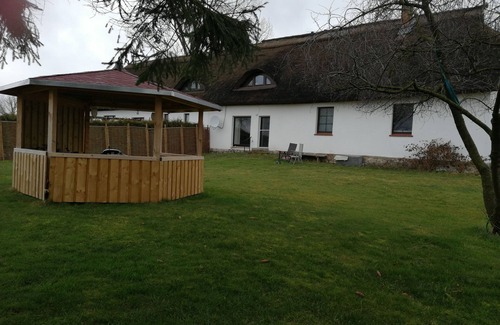 Salchow Apartment | House on the Peenebach