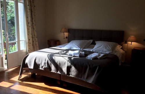 Prince–Marmottan House | House opposite Roland Garros stadium, 5 mns from Parc des Princes stadium-8 people