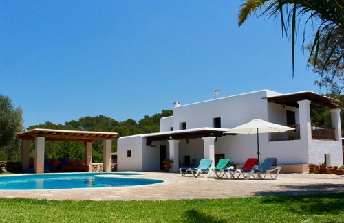 Sant Joan de Labritja Cabin | House overlooking the sea in a protected natural area. Private plot 85000 m2