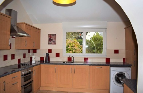 Pleumeur-Bodou House | House renovated Breton with WIFI and closed garden in LANDRELLEC