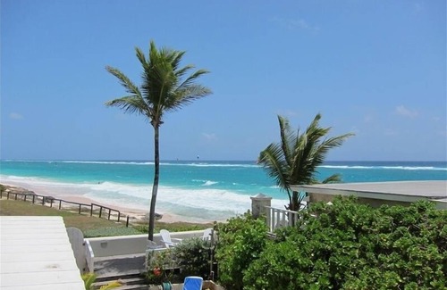 Silver Sands Apartment | House Seaside right on the White Sand Beach of Silver Sands