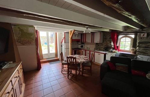 Gavarnie-Gedre House | House + studio + garden in the heart of Gavarnie 6 pers