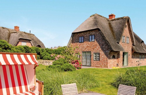 Kampen House | House to the lighthouse by A&M - House to the lighthouse