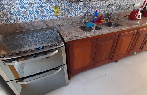 Cabore House | House Tulipa Paraty 4 suites - Close to the center