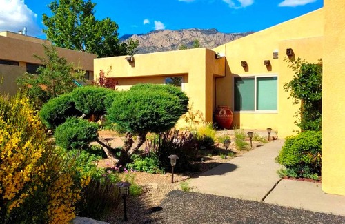Sandia Heights South House | House ∙ 2 bedrooms ∙ 6 guests