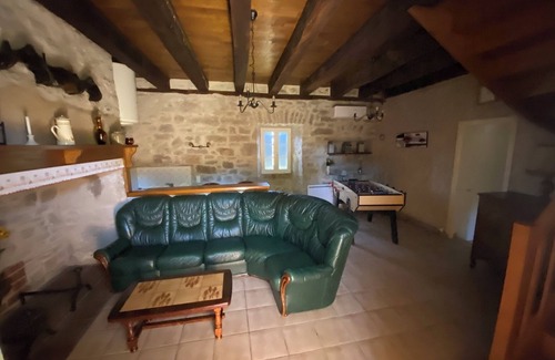 Montvalent House | House/Villa - Montvalent