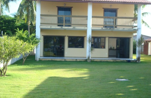 Itubera House | house with 3 rooms inside the beach