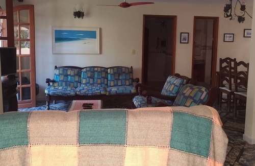 Taio House | House with 5 bedrooms, Arraial do Cabo Praia dos Anjos - Code A34