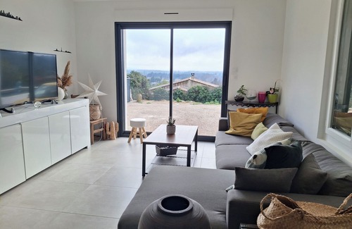 Pujaut House | House with breathtaking views