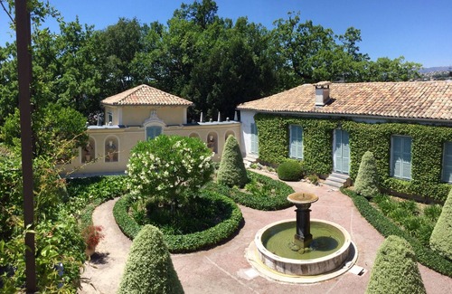 Gairaut Villa | House with character with outstanding views. 5 to 9 persons