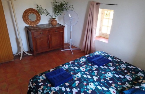 Octon House | House With Courtyard 15min Walk From Lake Salagou