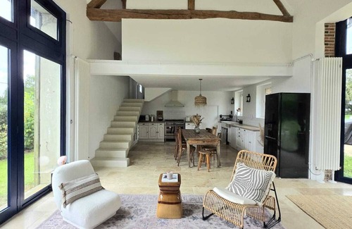 Armentieres-sur-Avre House | House with swimming pool at the gateway to the Perche region