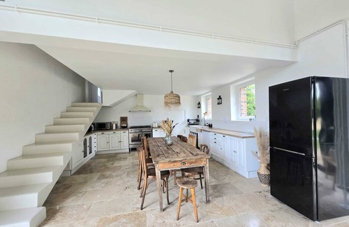 Armentieres-sur-Avre House | House with swimming pool at the gateway to the Perche region