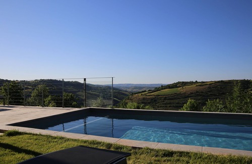 Clairvaux-d'Aveyron House | House with swimming pool and breathtaking view
