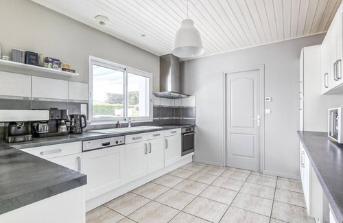 Olonne-sur-Mer House | House with a pool for 6 persons