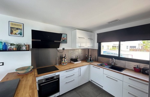 Sainte-Marie-Plage Villa | House with private villa, beach 400 metres away