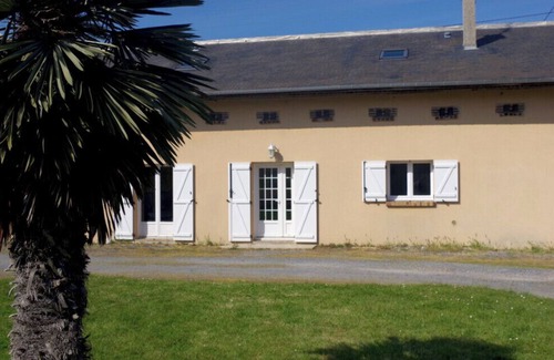 Ouistreham Apartment | House with garden by the sea, No. 2