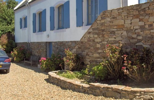 Locmaria House | House with garden spatieuses