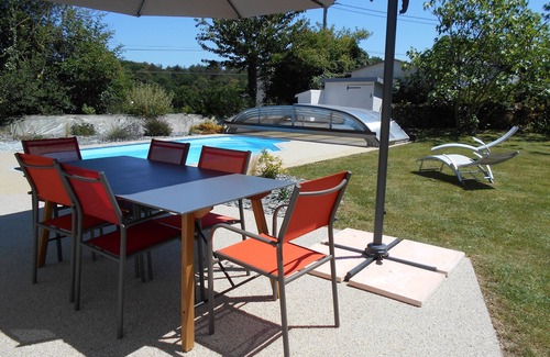 Erquy House | House with heated pool, spa and sauna, large garden