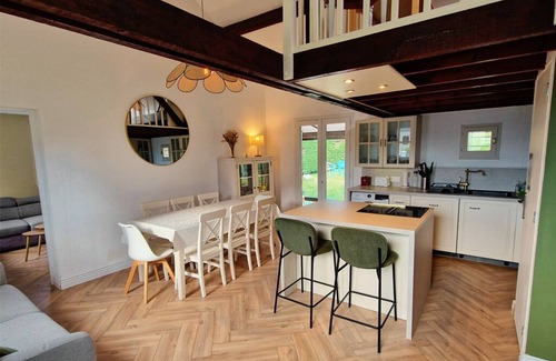 Sainte-Cecile-Plage House | House with large garden 1 km from the beach. Ideal for families.