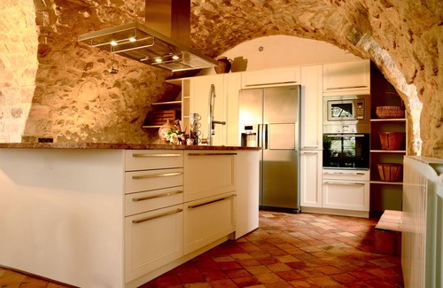 Lentilleres House | House with luxurious features in a breathtaking landscape