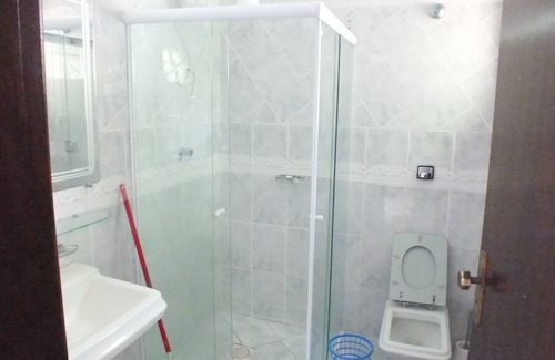 Praia da Armacao do Itapocoroi House | House with pool, 1000 m from Beto Carrero World park!