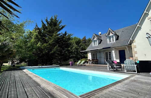 Cour-Cheverny House | House with pool in the heart of the Castles of the Loire