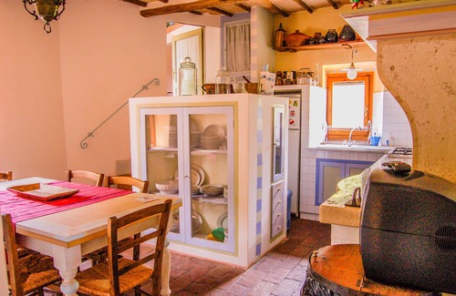 Avigliano Umbrio House | House with private pool. Quiet Location. Fenced/secured pool area