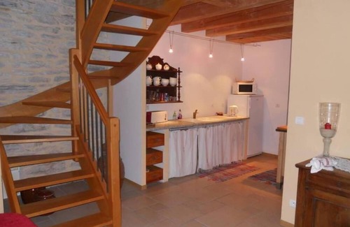Arcambal House | HOUSE WITH PRIVATE HEATED POOL, WIFI, BETWEEN CAHORS AND ST C. LAPOPIE.