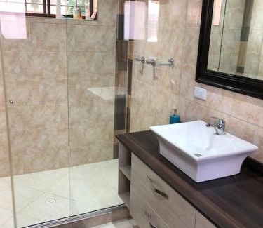 Granada Apartment | House with private Jacuzzi in Granada