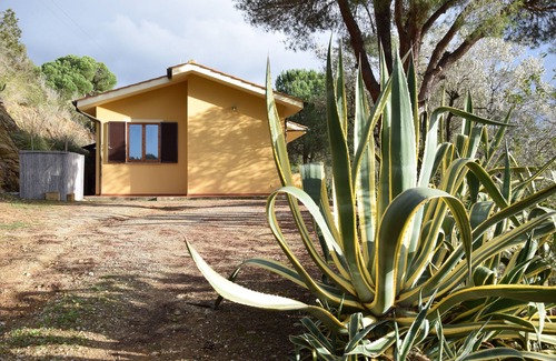 Mola House | House with sea view sorrounded by a beautiful garden