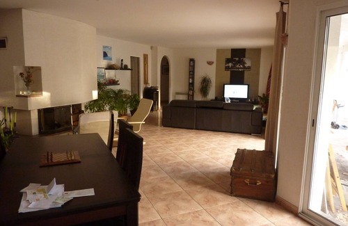 Parentis-en-Born House | House with swimming pool 6km from Biscarrosse
