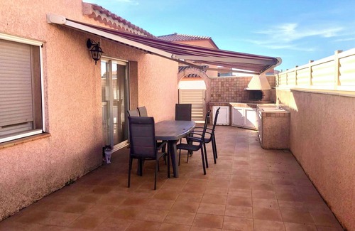 Latour-Bas-Elne House | House with swimming pool Latour bas Elne sleeps 8