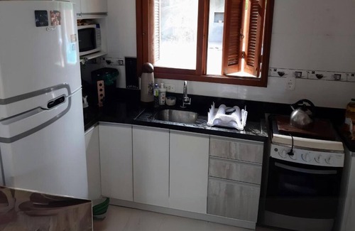 Arroio Teixeira House | House with swimming pool, kiosk, air conditioning. Near the sea.