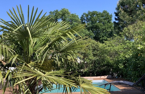 Gradignan House | House with swimming pool 14 people - near BORDEAUX