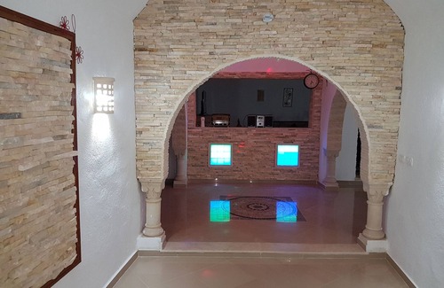 Dar Chaabane Al Fehri House | House with swimming pool